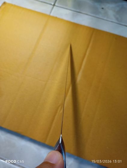 ภาพนี้คือมีดสำหรับแล่เนื้อ (Carving Knife) แบรนด์ Zwilling J.A. Henckels รุ่น Four Star (Vier Sterne) ขนาด 8 นิ้ว (รหัส 31070-200)  รูปที่ 6