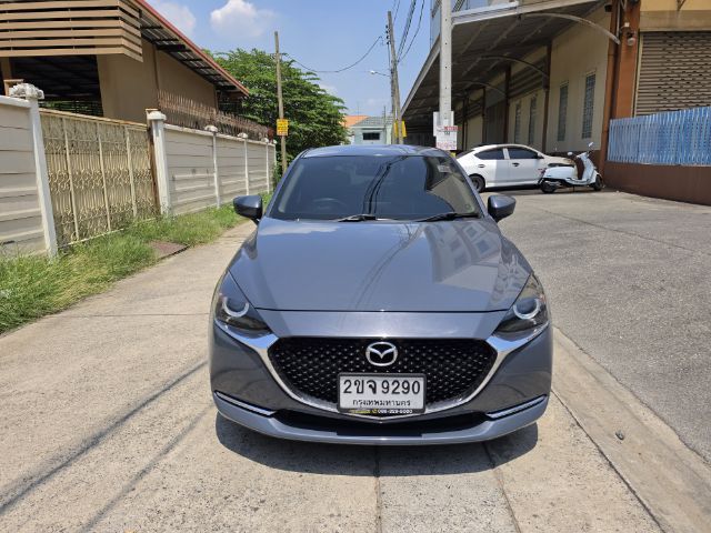 Mazda Mazda 2 2021 1.3 Skyactiv-G S Leather Sedan Sedan เบนซิน ไม่ติดแก๊ส เกียร์อัตโนมัติ เทา รูปที่ 2