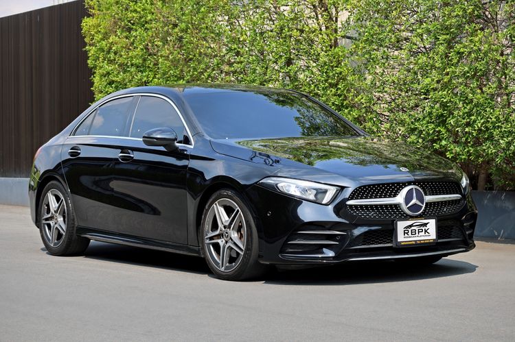 Mercedes-Benz A-Class 2021 A200 Sedan เบนซิน ไม่ติดแก๊ส เกียร์อัตโนมัติ ดำ รูปที่ 4
