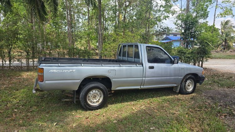 Toyota Hilux Mighty-X 1997 2.4 Pickup ดีเซล ไม่ติดแก๊ส เกียร์ธรรมดา บรอนซ์เงิน รูปที่ 3