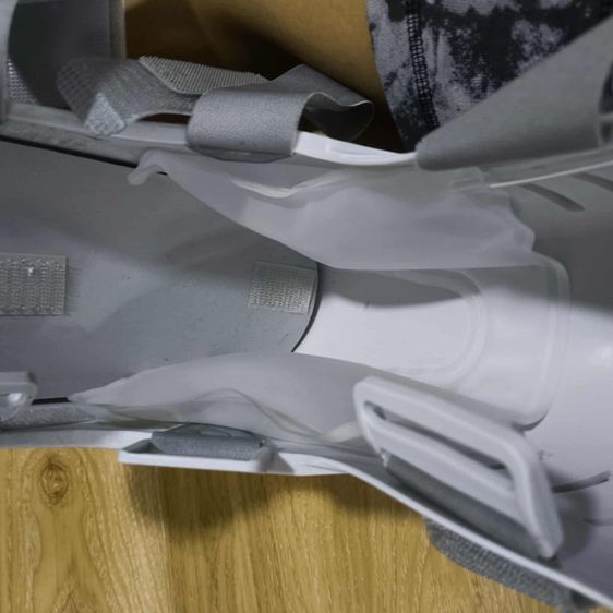 รองเท้าเฝือกลม  รูปที่ 2