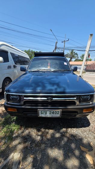 รถ Toyota Hilux Mighty-X 2.4 สี น้ำเงิน