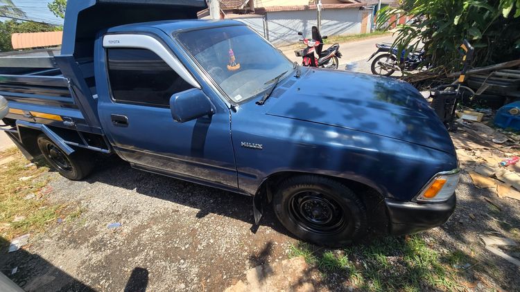 Toyota Hilux Mighty-X 1995 2.4 Pickup ดีเซล ไม่ติดแก๊ส เกียร์ธรรมดา น้ำเงิน รูปที่ 2