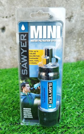 เครื่องกรองน้ำขนาดเล็ก พกพา Sawyer MINI Water Filtration System  SP128 แบบเดี่ยว สีน้ำเงิน