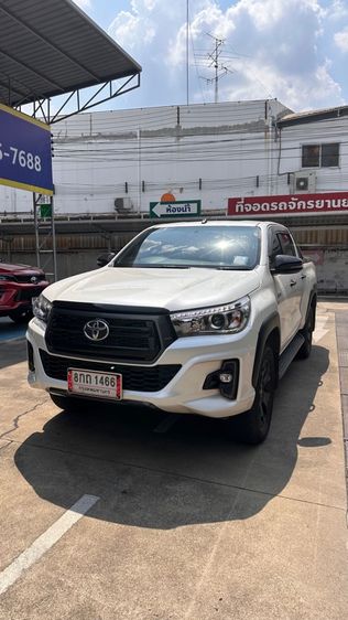 Toyota Hilux Revo 2019 Double Cab 4x4 2.8 Rocco Pickup ดีเซล เกียร์อัตโนมัติ ขาว รูปที่ 3