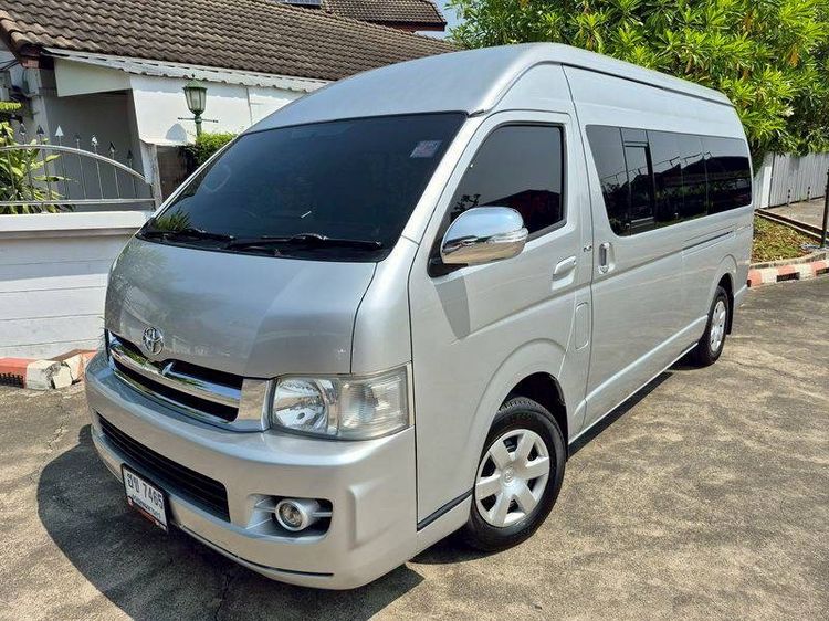 TOYOTA COMMUTER 2.5 D4D 