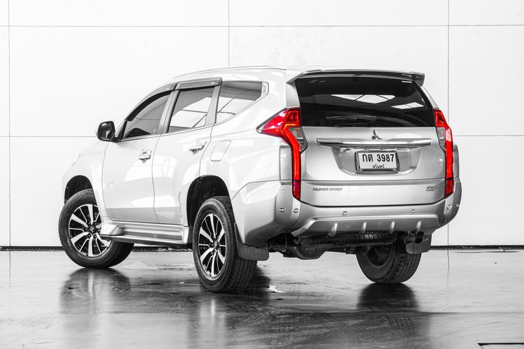 Mitsubishi Pajero Sport 2016 2.4 GT Premium Utility-car ดีเซล ไม่ติดแก๊ส เกียร์อัตโนมัติ เทา รูปที่ 4