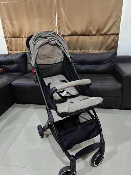 รถเข็นเด็ก Kinlee 4 ล้อ สีเทาคอฟฟี่ สภาพ 99 เปอร์เซ็นต์ เหมือนใหม่ (แถมรถเข็นขนาดเล็กแบบสามล้อ-แสดงในรูปด้านล่าง) รูปที่ 3