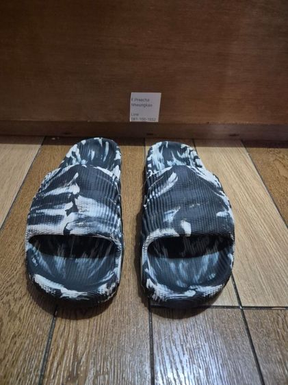 รองเท้าแตะ adidas รูปที่ 2