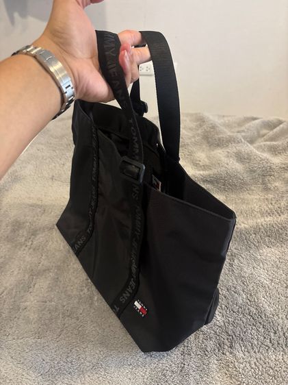 กระเป๋าถือ Tommy รูปที่ 6