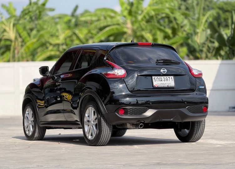 Nissan Juke 2015 1.6 E Utility-car เบนซิน ไม่ติดแก๊ส เกียร์อัตโนมัติ ดำ รูปที่ 4