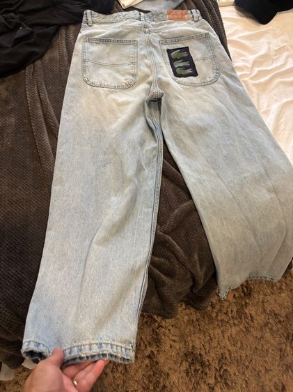 กางเกงยีนส์ทรงนิยม Alcott รูปที่ 2