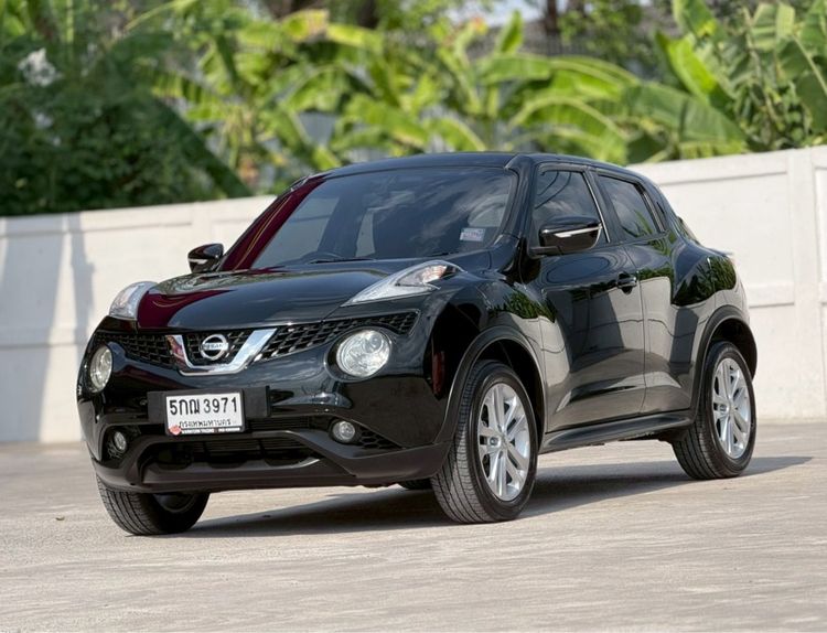 Nissan Juke 2015 1.6 E Sedan เบนซิน ไม่ติดแก๊ส เกียร์อัตโนมัติ ดำ รูปที่ 3
