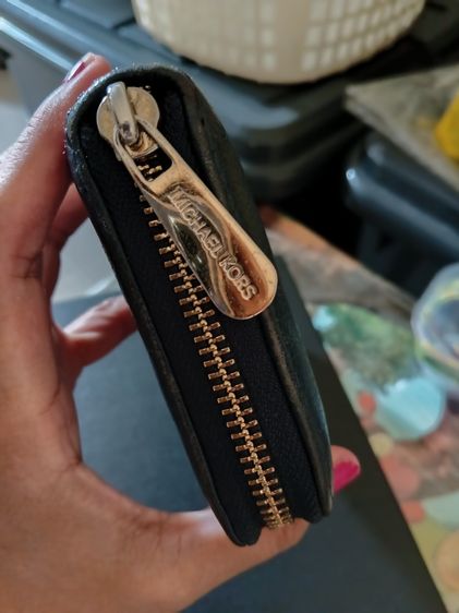 กระเป๋าตังส์ micheak kors รูปที่ 4