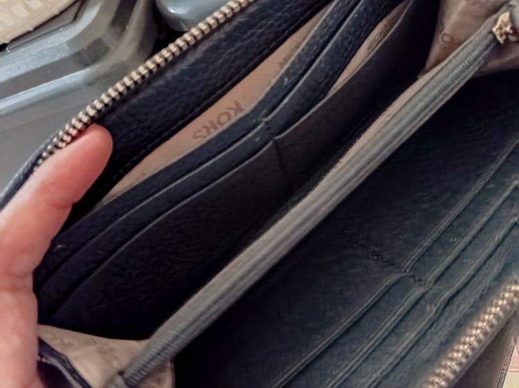 กระเป๋าตังส์ micheak kors รูปที่ 5