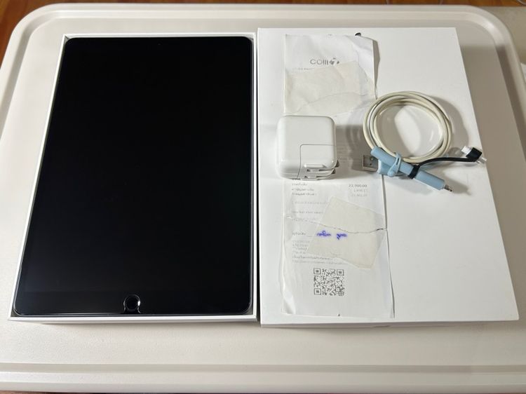 256 GB iPad Air 3 (256GB) Wi-Fi สภาพสมบูรณ์ และ Apple Pencil 1 (ยังไม่รวมราคา) เจ้าของขายเอง เครื่อง100 แบตสภาพดี ใช้งานถนอมมาก