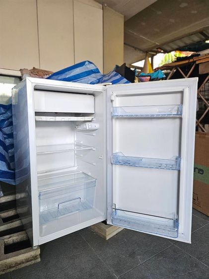 ตู้เย็นมินิ มินิบาร์ 3.2 คิว FRESHER 90L 1 ประตู สภาพดี เหมาะกับคอนโด หอพัก รูปที่ 2