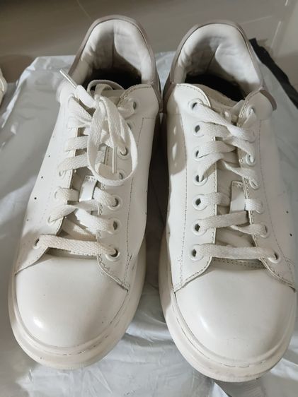  รองเท้าลำลอง Alexander Mcqueen
