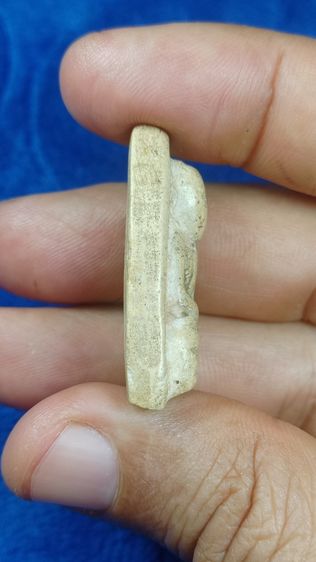 หลวงปู่ทวด เนื้อผงพุทธคุณ วัดใหม่อัมพร พ.ศ.2505 พิมพ์ใหญ่ รูปที่ 4