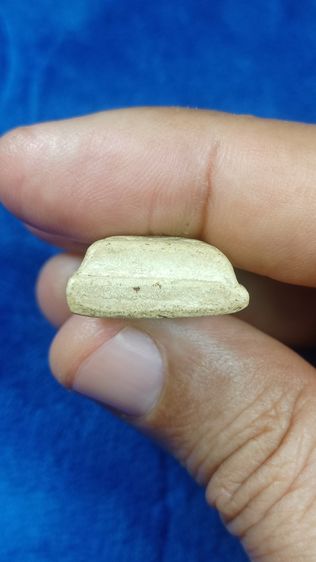 หลวงปู่ทวด เนื้อผงพุทธคุณ วัดใหม่อัมพร พ.ศ.2505 พิมพ์ใหญ่ รูปที่ 5