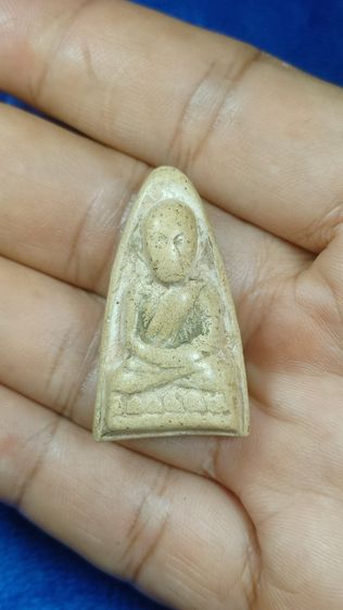 หลวงปู่ทวด เนื้อผงพุทธคุณ วัดใหม่อัมพร พ.ศ.2505 พิมพ์ใหญ่