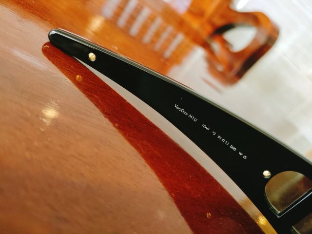 แว่นกันแดด Christian Dior แท้ มือสอง สภาพสวยๆ รูปที่ 6