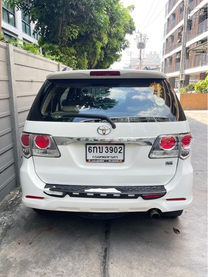Toyota Fortuner 2013 2.7 V Utility-car เบนซิน ไม่ติดแก๊ส เกียร์อัตโนมัติ ขาว รูปที่ 2