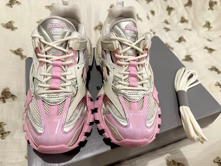 Balenciaga  รูปที่ 4