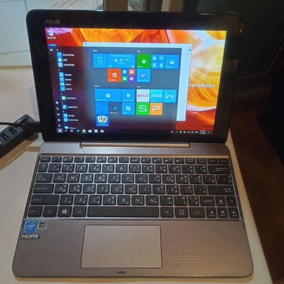 NoteBook ASUS T101HA หน่วยประมวลผล: Intel Quad-Core Atom x5-Z8350 (up to 1.92 GHz)