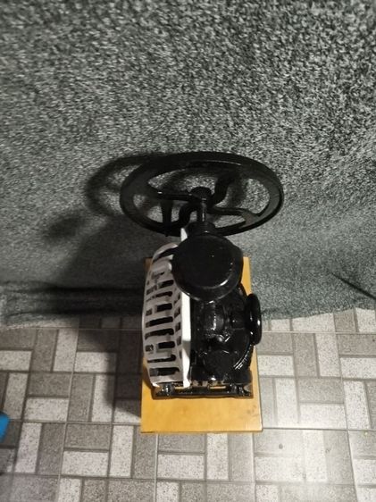 เครื่องใสน้ำแข็งมือโบราณ รูปที่ 5