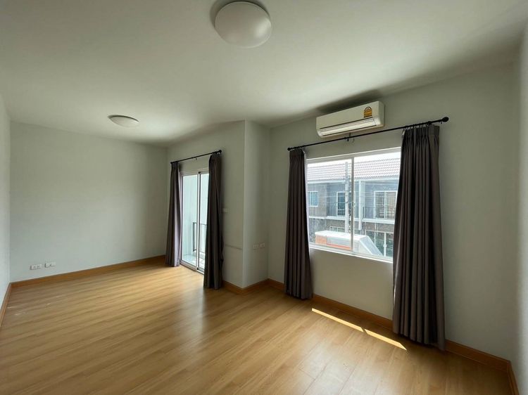 Areeya Property ไม่มี ทาวน์เฮ้าส์ 2 ชั้น 17.6 ตร.ว. หมู่บ้านอารียาเดอะคัลเลอร์ เฟส3 วงแหวน-รามอินทรา ใกล้แฟชั่นไอส์แลนด์ ซอยสุเหราคลอง15 ถนนรามอินทรา รูปที่ 4