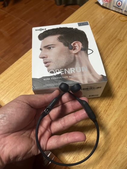 Shokz OpenRun Bone Conduction หูฟังบลูทูธสำหรับออกกำลังกาย (มือ2) รูปที่ 3