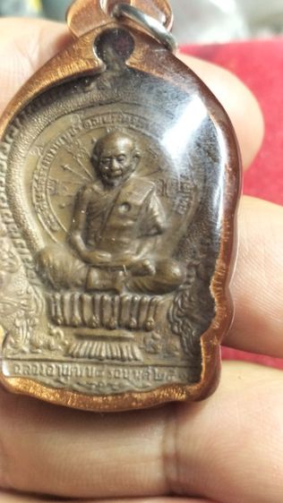 พระเหรียญนั่งพานหลวงปู่ทิมอิสริโกวัดละหารไร่ รูปที่ 14