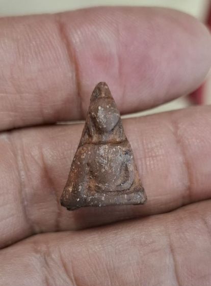 พระนางพญาอกนูนเล็ก รูปที่ 3