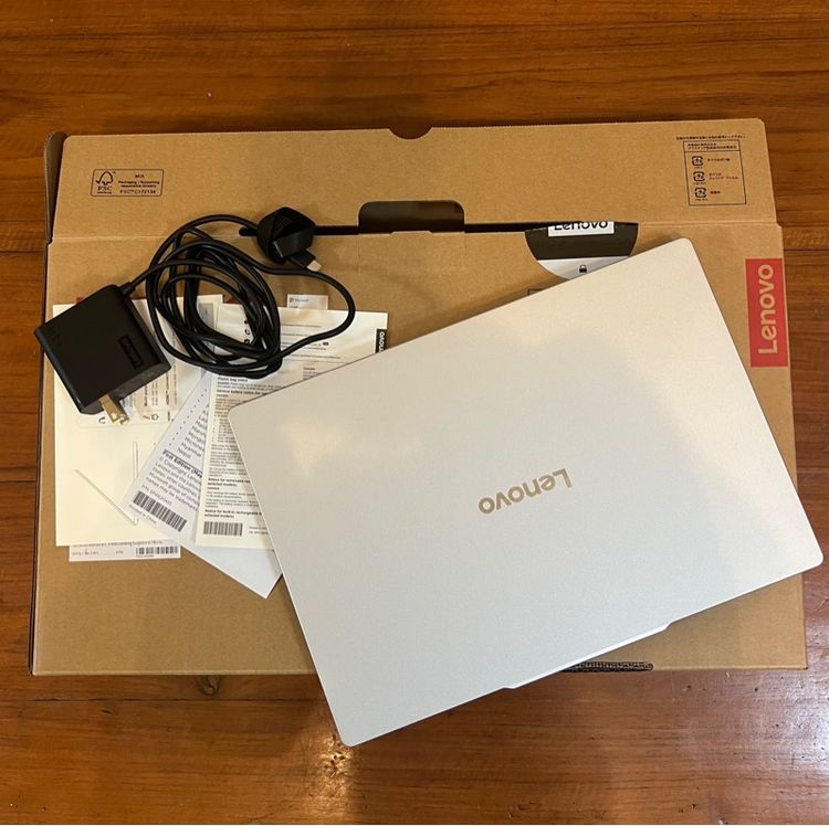 notebook Lenovo Ideapad Slim5 13ARP10