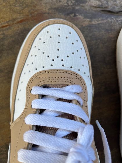 รองเท้าใหม่มาก ๆ รูปที่ 8