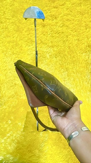 LOUIS VUITTON Monogram  Tango Short Shoulder Bag DC 0070 รูปที่ 8