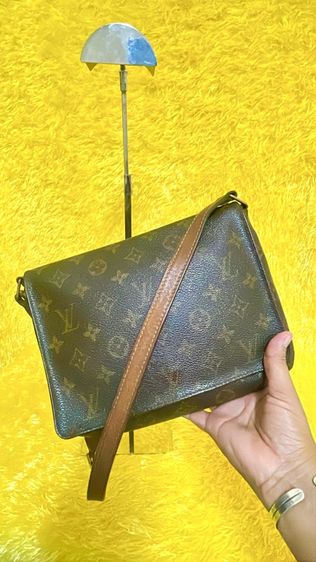 LOUIS VUITTON Monogram  Tango Short Shoulder Bag DC 0070 รูปที่ 5
