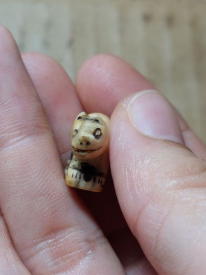 เครื่องรางหมูหลวงพ่อเฮงวัดเขาดิน รูปที่ 2