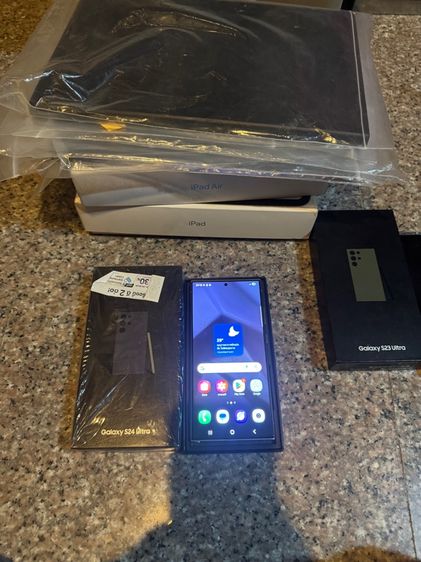 ขายๆๆSamsungS24Ultraสีใหม่หายากTitanuim VioletและGray 256กิ๊กมีกล่องอีมี่ตรงสูนTrueใช้งานดีไร้รอยใดๆติดกันรอยทัังเครื่องถูกๆมากกกๆ