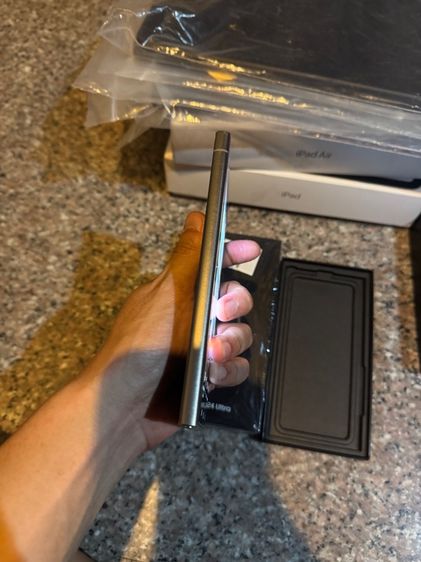 ขายๆๆSamsungS24Ultraสีใหม่หายากTitanuim VioletและGray 256กิ๊กมีกล่องอีมี่ตรงสูนTrueใช้งานดีไร้รอยใดๆติดกันรอยทัังเครื่องถูกๆมากกกๆ รูปที่ 6