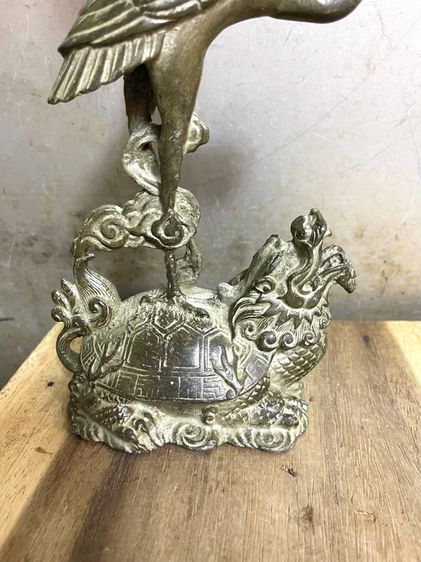 เชิงเทียน เต่ามังกรคู่นกกระเรียน ทองเหลืองสะสม รูปที่ 9