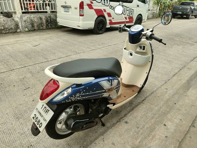 🛵ยังไงก็ขาย SCOOPY-i ปี 56 เครื่องดี สีสวย สตาร์ทมือ(ท่อดัง) เล่มชุดโอนครบ+เปลี่ยนถ่ายน้ำมันเครื่องฟรี ส่งฟรี30 ก.ม รูปที่ 7
