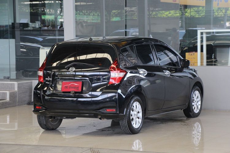 Nissan Note 2018 1.2 V Sedan เบนซิน ไม่ติดแก๊ส เกียร์อัตโนมัติ ดำ รูปที่ 2