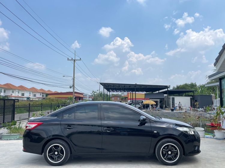 Toyota Vios 2014 1.5 J Sedan เบนซิน ไม่ติดแก๊ส เกียร์อัตโนมัติ ดำ รูปที่ 4
