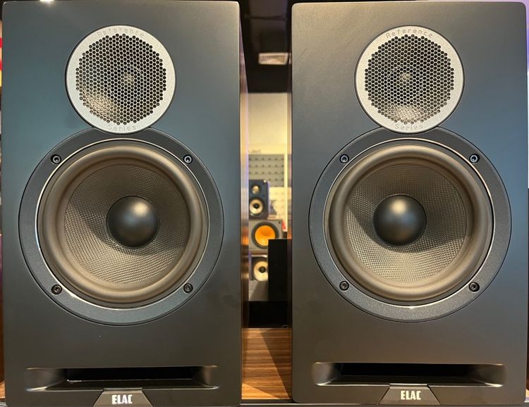 ELAC DBR-62 มือ1 รูปตัวอย่างถ่ายจากตัวโชว์ ตัวที่ขายเป็นของใหม่ ในกล่องไม่เคยแกะครับ พร้อมใบประกัน1ปี ร้านปิยะนัส สีดำลายไม้สวยๆ
