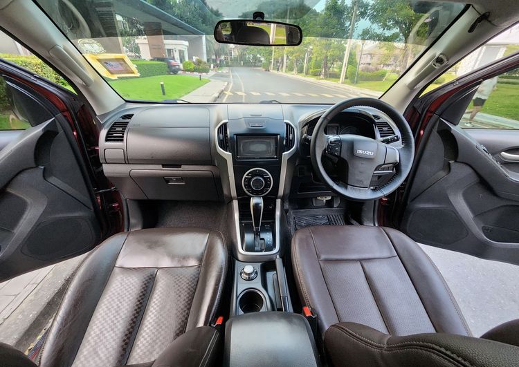 Isuzu D-MAX 2012 3.0 V-Cross Z Prestige 4WD Pickup ดีเซล เกียร์อัตโนมัติ แดง รูปที่ 4