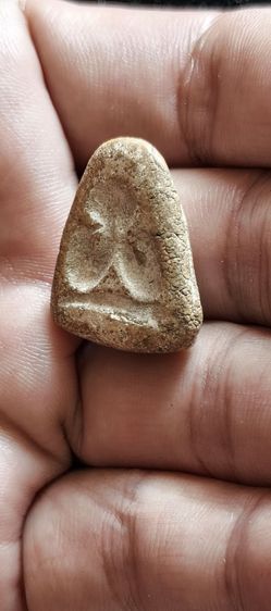 หลวงพ่อแก้ววัดเครือวัลย์ รูปที่ 7