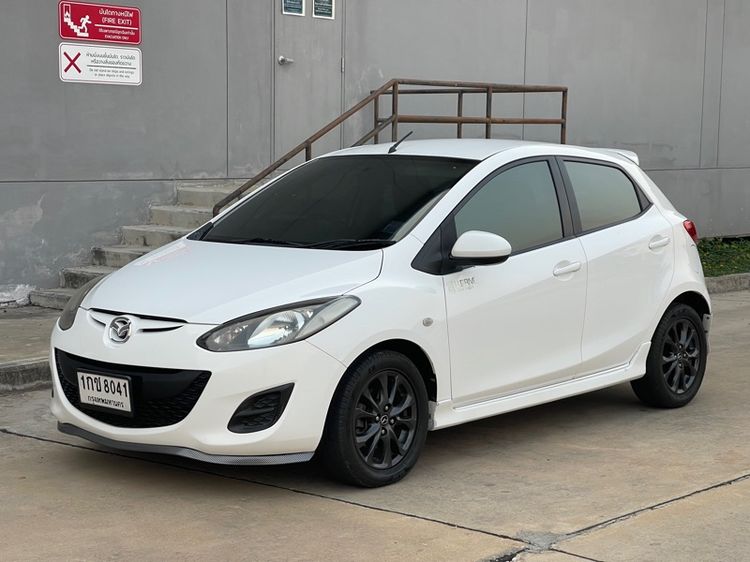 Mazda Mazda 2 2012 1.5 Elegance Maxx Sedan เบนซิน ไม่ติดแก๊ส เกียร์ธรรมดา ขาว รูปที่ 2