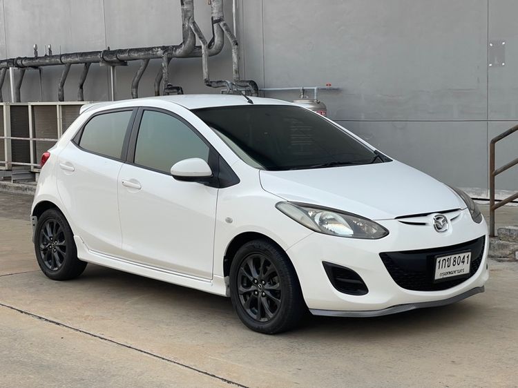 Mazda Mazda 2 2012 1.5 Elegance Maxx Sedan เบนซิน ไม่ติดแก๊ส เกียร์ธรรมดา ขาว รูปที่ 3
